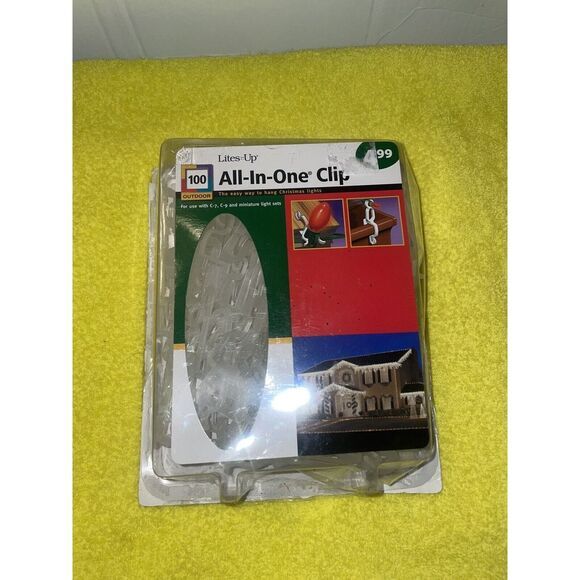 Other - Lites‎ Up 100 Outdoor All in One Christmas Light Clip Hangers New Read!